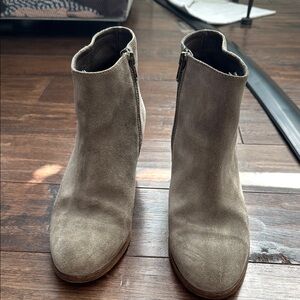 Women's Tan Suede Ankle Boots